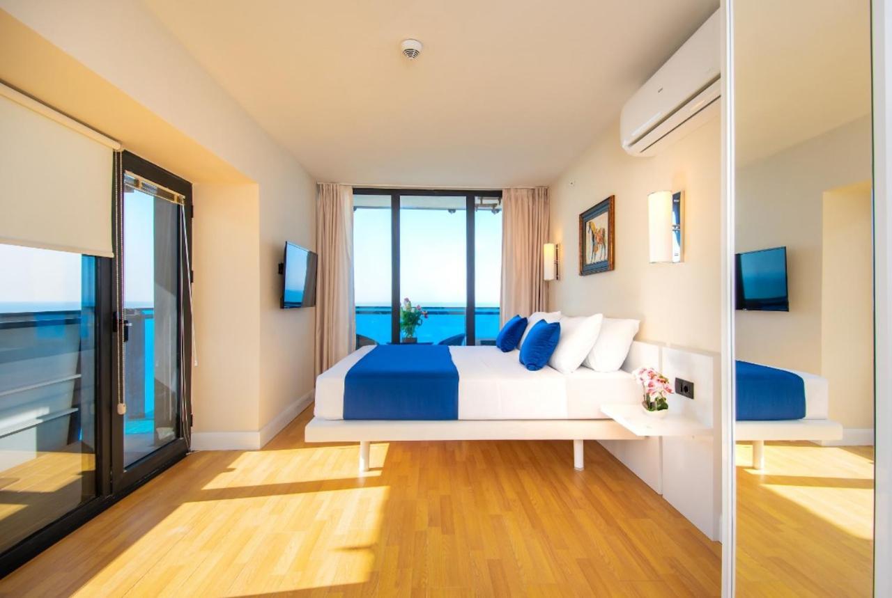 Orbi City Suite Sea View In Batumi Aparthotel Экстерьер фото