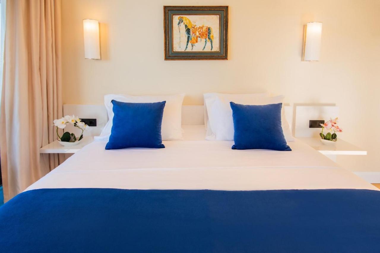 Orbi City Suite Sea View In Batumi Aparthotel Экстерьер фото