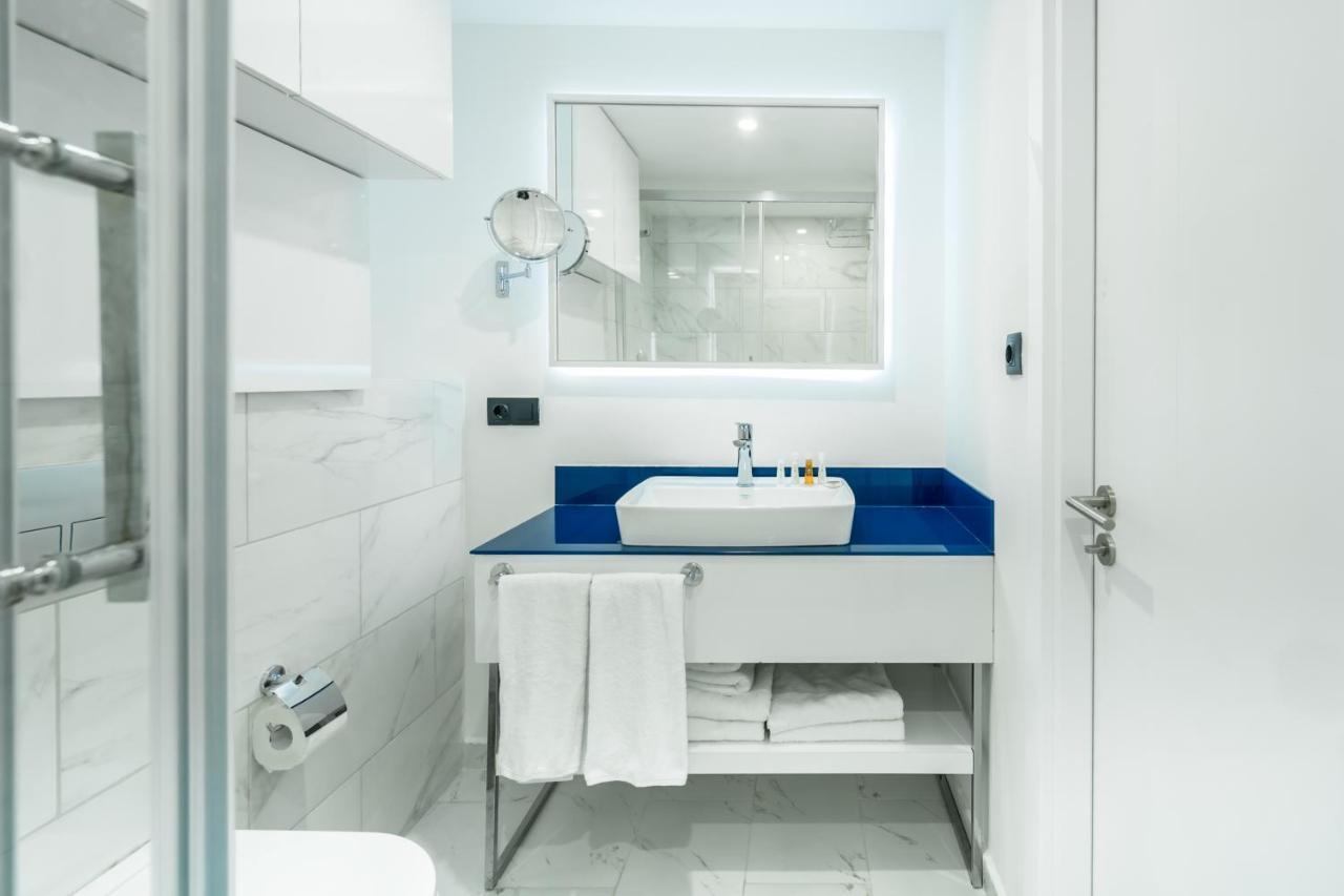 Orbi City Suite Sea View In Batumi Aparthotel Экстерьер фото